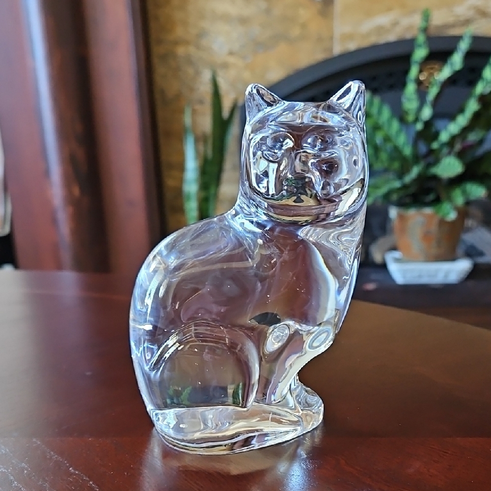 Vintage Signed Orrefors Kosta Boda Sweden Crystal Seated Cat Figurine